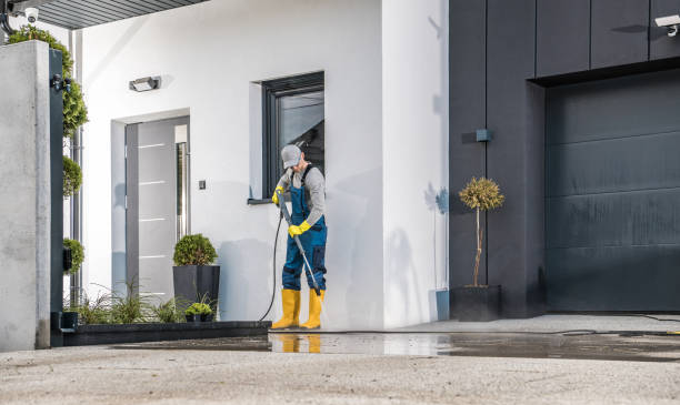 Best Driveway Pressure Washing  in Huntington Bay, NY